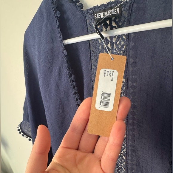 Steve Madden Women's Lace Inset Ruana, new with tag - Picture 6 of 9